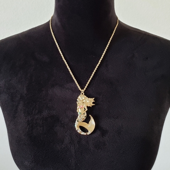 NEW Gold Jeweled Mermaid Pendant Necklace - Picture 2 of 7